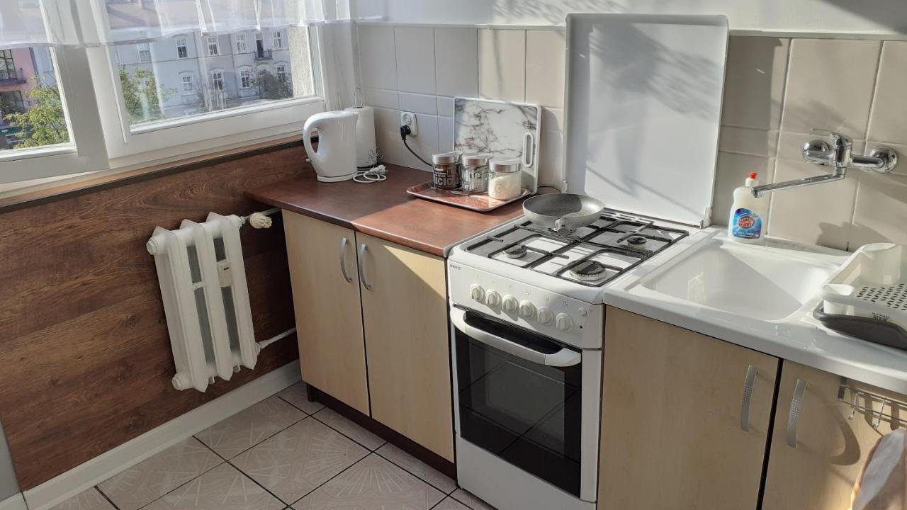 Apartament M-3 Centrum - 38M2 تشينستوخوفا المظهر الخارجي الصورة