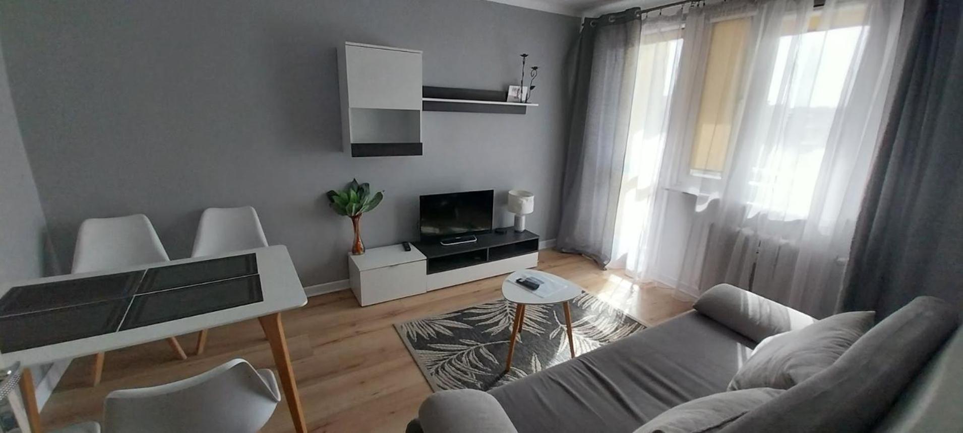 Apartament M-3 Centrum - 38M2 تشينستوخوفا المظهر الخارجي الصورة